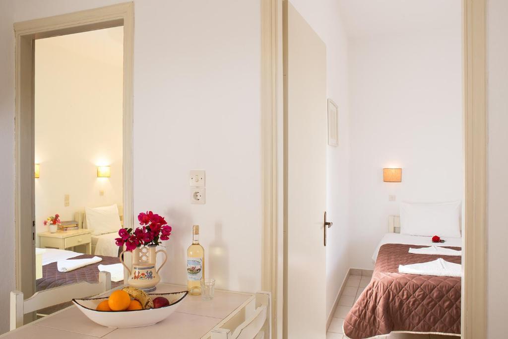 Marili Apartments Studios Parasporos Cameră foto