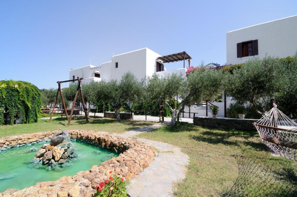 Marili Apartments Studios Parasporos Exterior foto