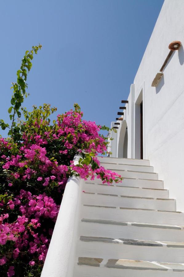 Marili Apartments Studios Parasporos Exterior foto